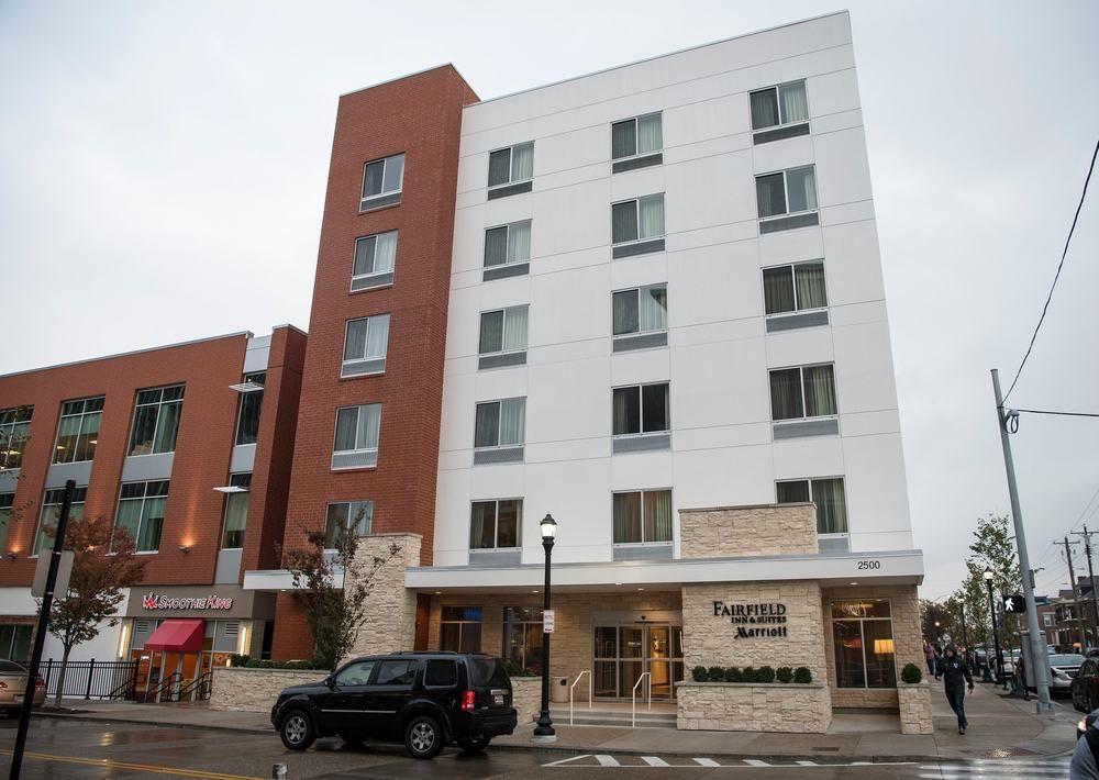 Hotel Fairfield & By Marriott Uptown/university Area 3*