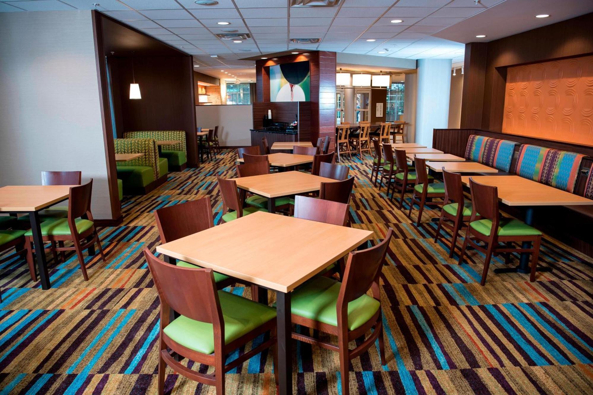 Fairfield & By Marriott Uptown/university Area Cincinnati