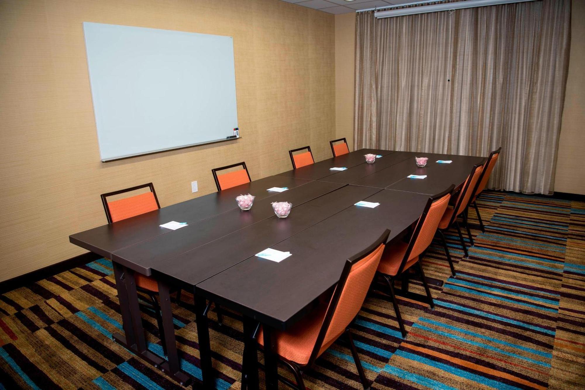 Fairfield & By Marriott Uptown/university Area 3* Cincinnati