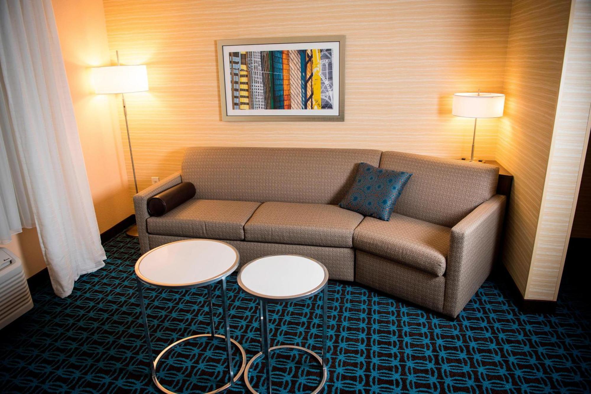Fairfield & By Marriott Uptown/university Area Cincinnati