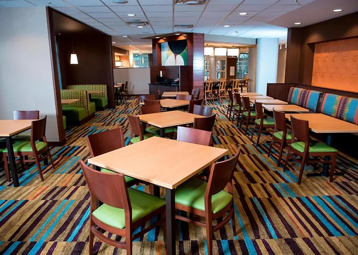 Fairfield Inn & Suites By Marriott Cincinnati Uptown/University Area