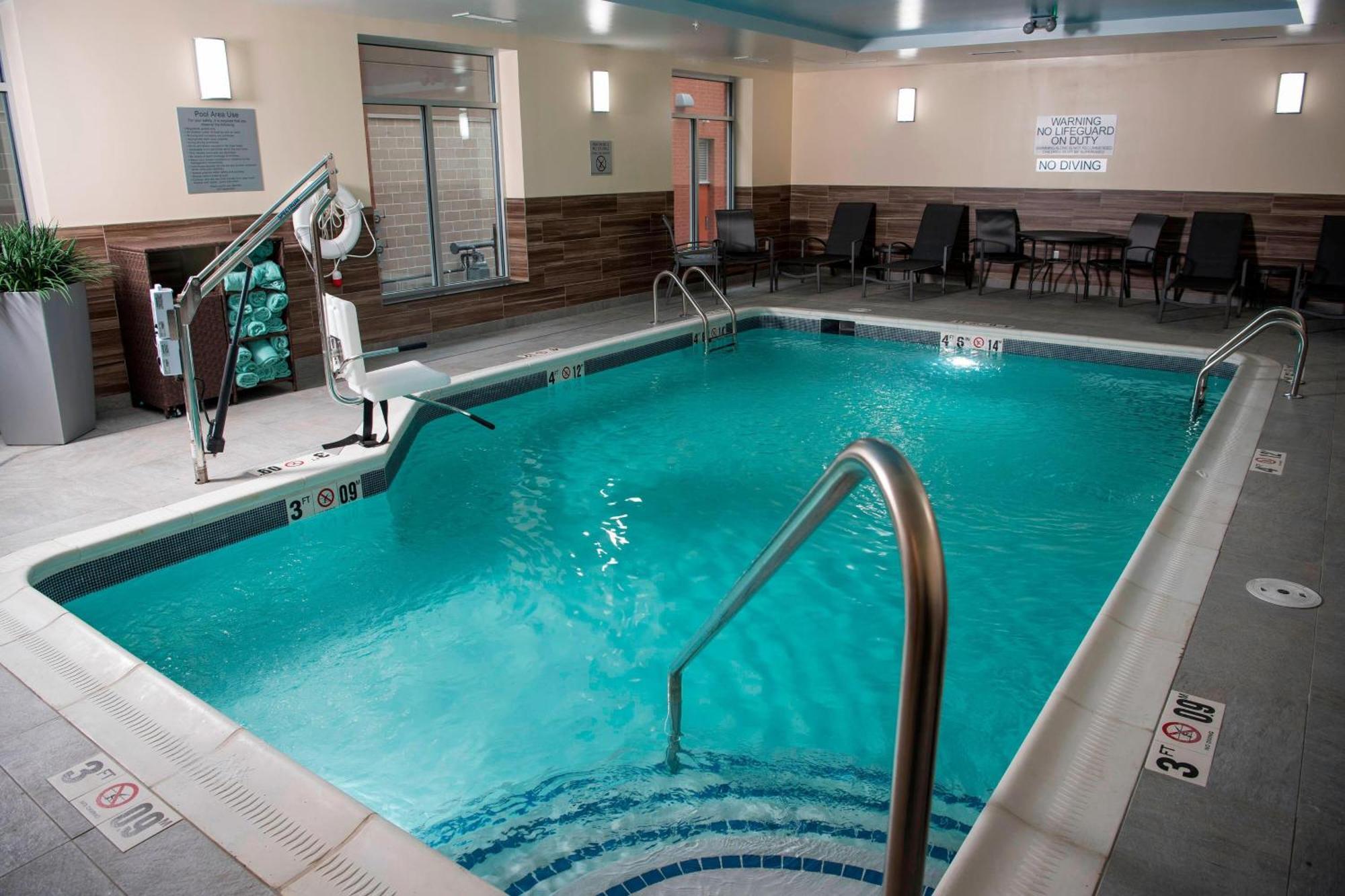 Fairfield & By Marriott Uptown/university Area
